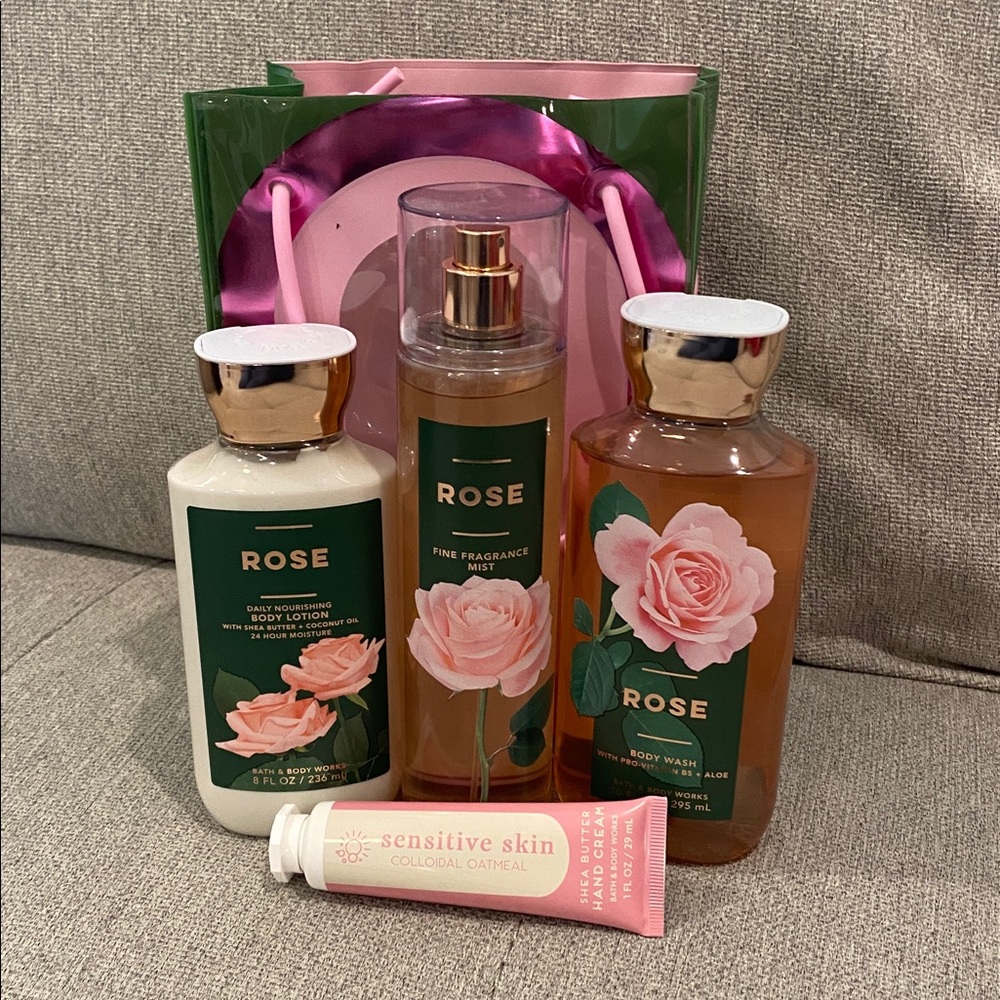 Bath & Body Works Rose Gift Set Full Size Shower Gel Lotion Spray Hand Cream